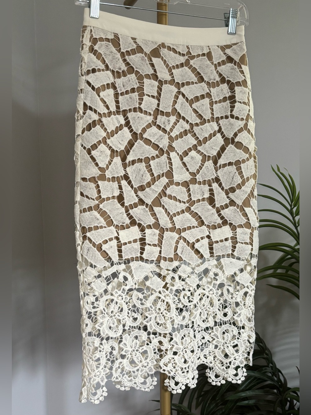 fab'rik Cream Crochet Lace Midi Skirt - Picture 4 of 16